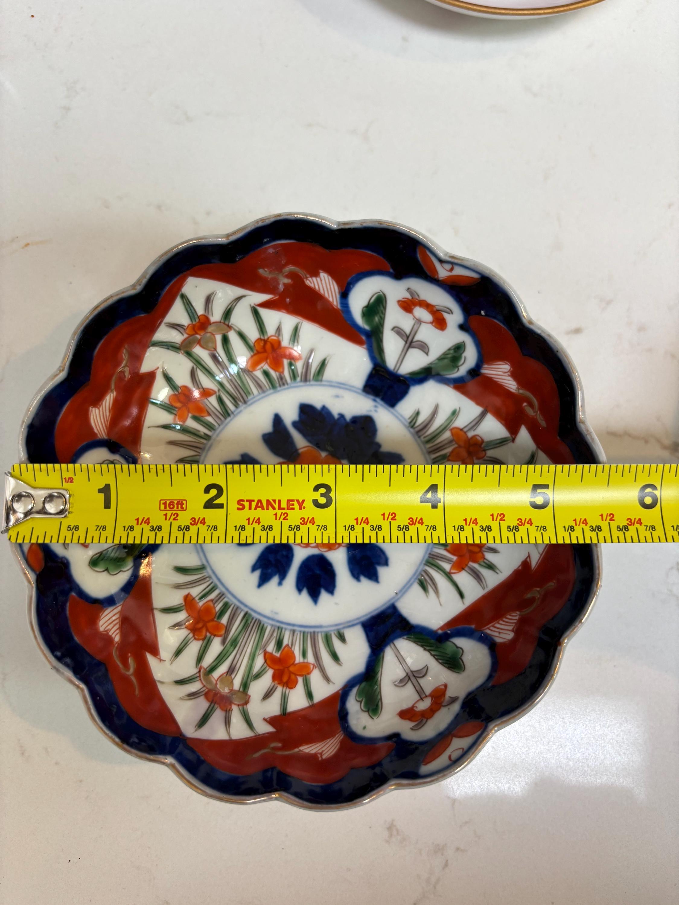 Antique Japanese Imari lobed dish 5.5” diameter | unmarked rare find