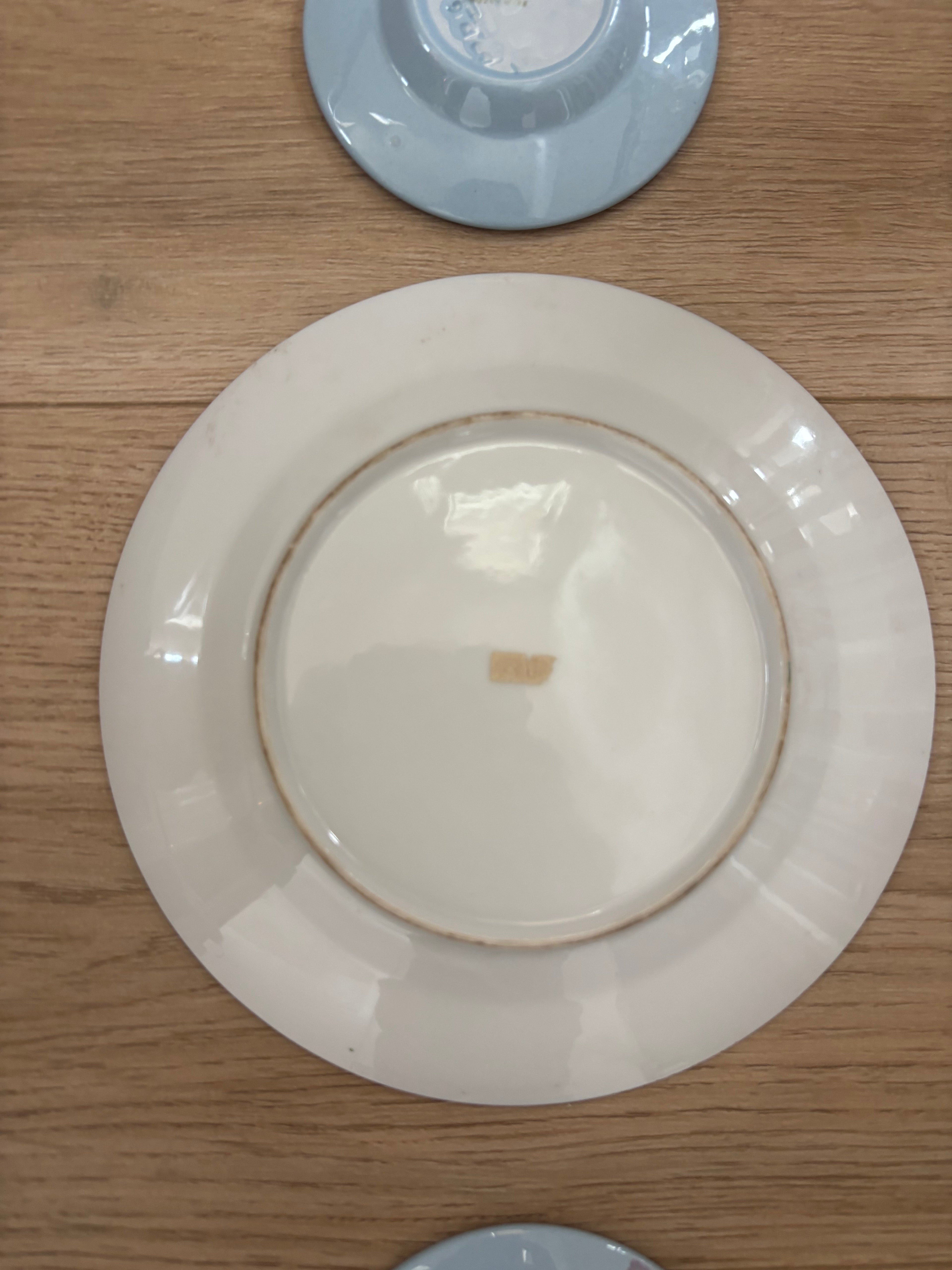 Instant Plate Wall Set- Mini Queensware with Rose Medallion
