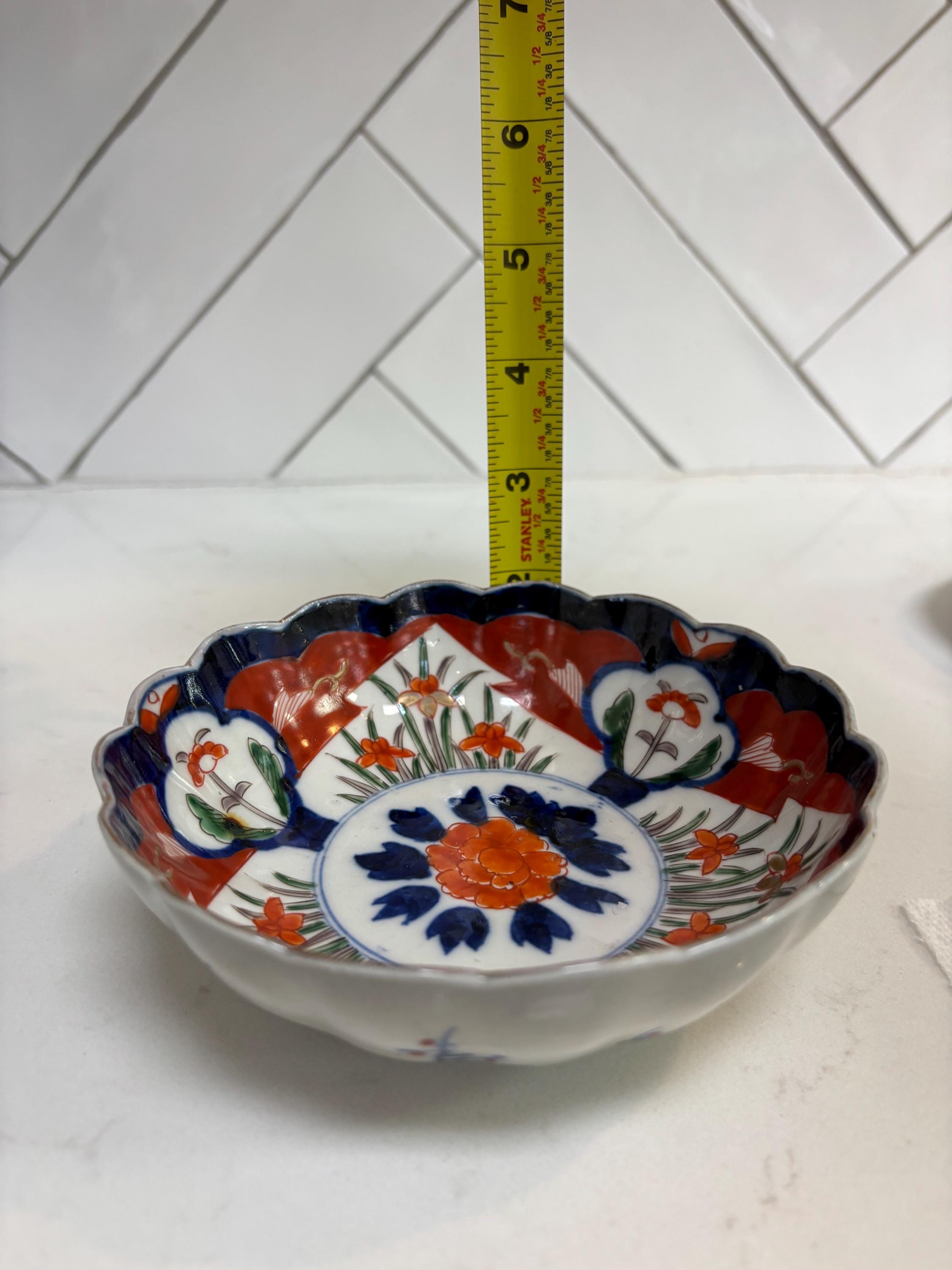 Antique Japanese Imari lobed dish 5.5” diameter | unmarked rare find